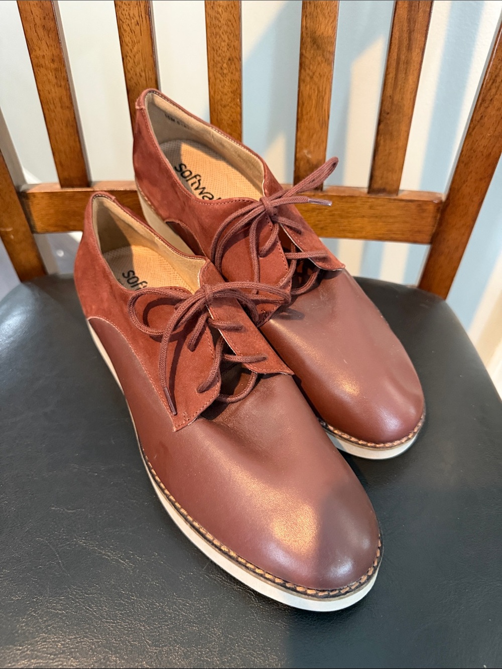 NWOB Willis SoftWalk Lace Up Shoes